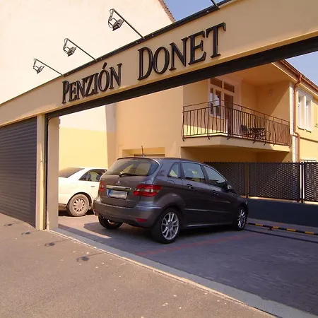 Pensionat Donet 3*
