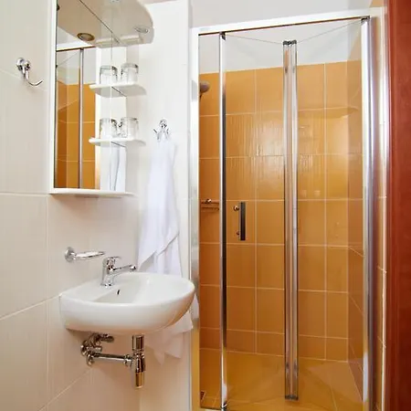 Donet 브라티슬라바